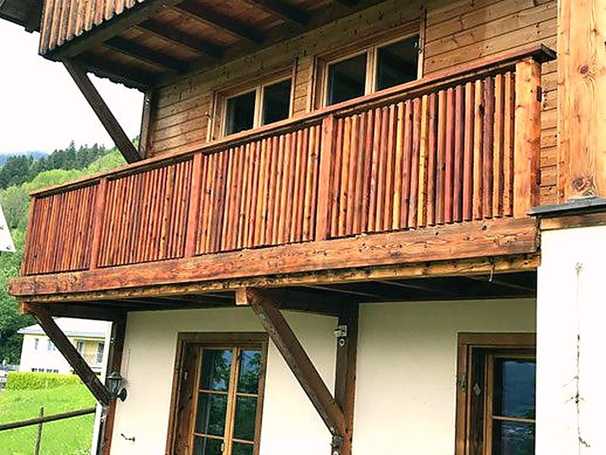 Holzfassade nach dem Strahlen